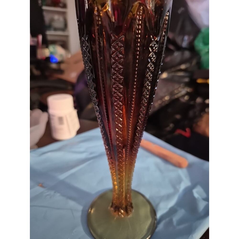 Indiana Glass Burnt Amber, Rootbeer, Ribbon/ Zipper 10" Vase, vintage